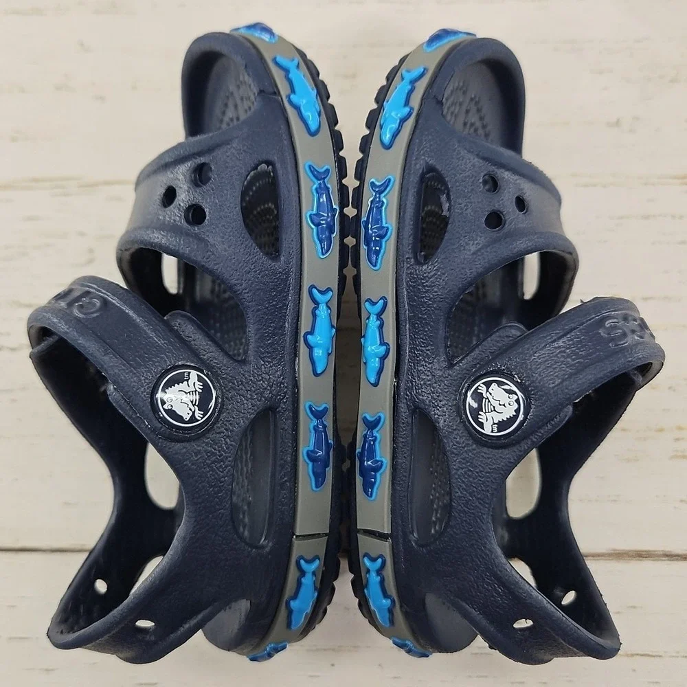 Crocs Blue Shark Sandals Size C5 Waterproof Adjustable Comfort‎ Sandals 206365